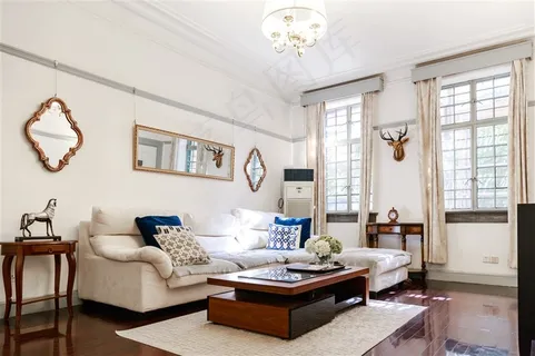 温馨家具明亮大气装饰客厅