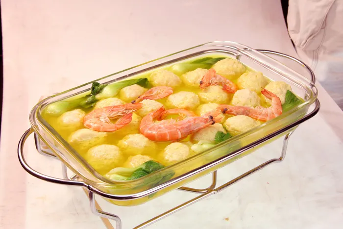 明炉萝卜鸡丸 (2)