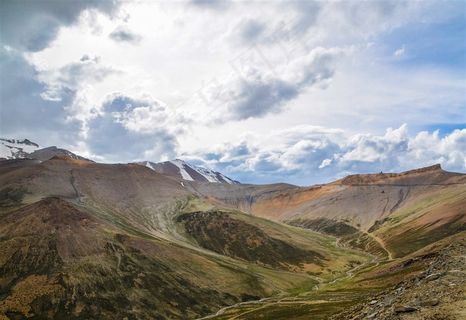 蓝天白云和山 蓝天白云和山