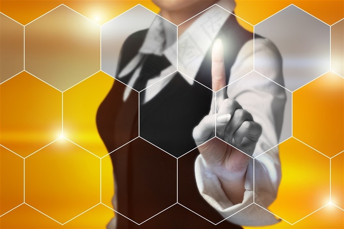 点击六角形触控屏幕的职业女性高清图片