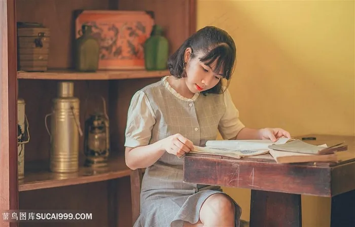 阅读学习美女图片