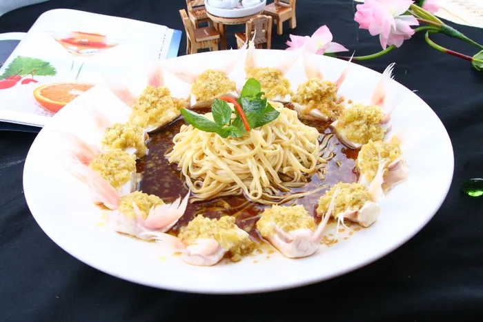 Z00176辣味鮰鱼翅36