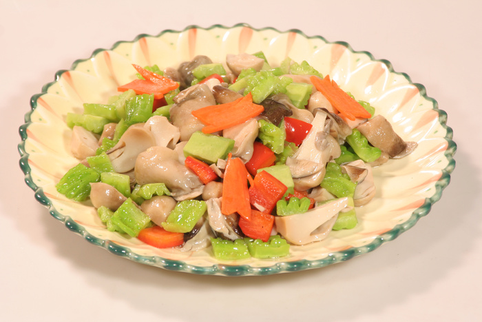凉瓜草菇16元