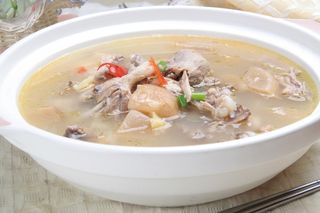 山城老鸭汤  35元