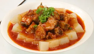 鳕鱼烩凉粉（鳕鱼、凉粉）麻辣、微甜