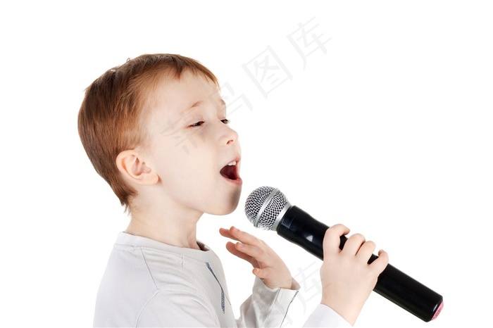 拿着麦克风的儿童素材
