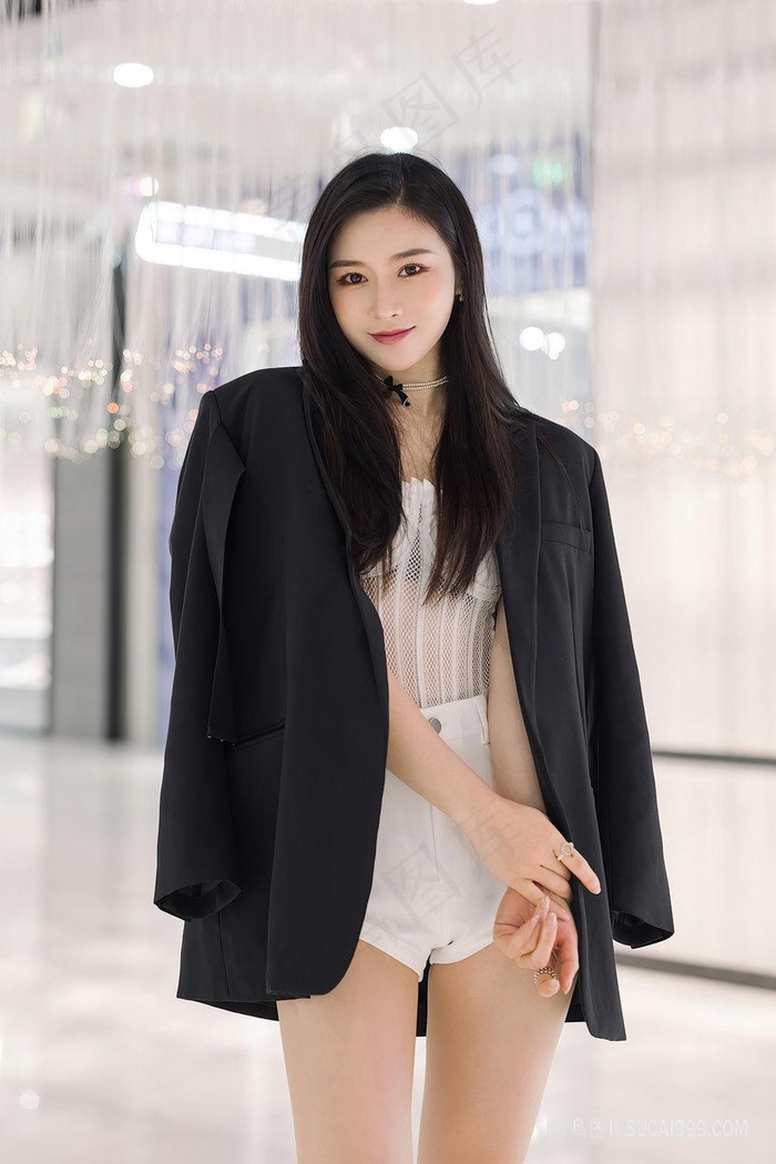 *韩国美女空姐街拍偷拍性感图片