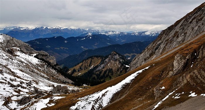 瑞士皮拉图斯山风景高清摄影图