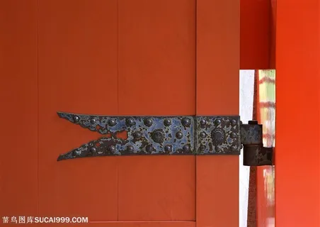 世界风情-门上的铁扣子