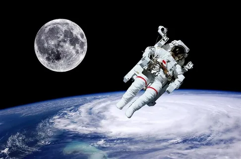 宇航员进入太空 宇航员进入太空
