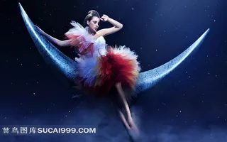 坐在空中的美女