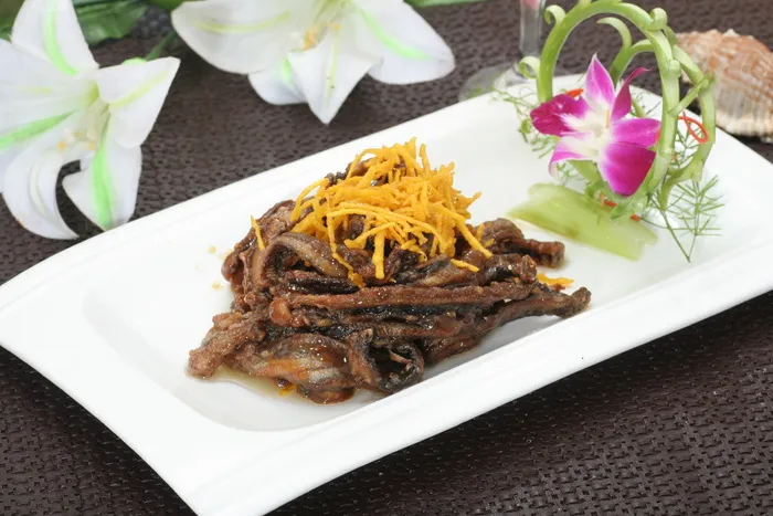 姜汁翻骨鳝  36元