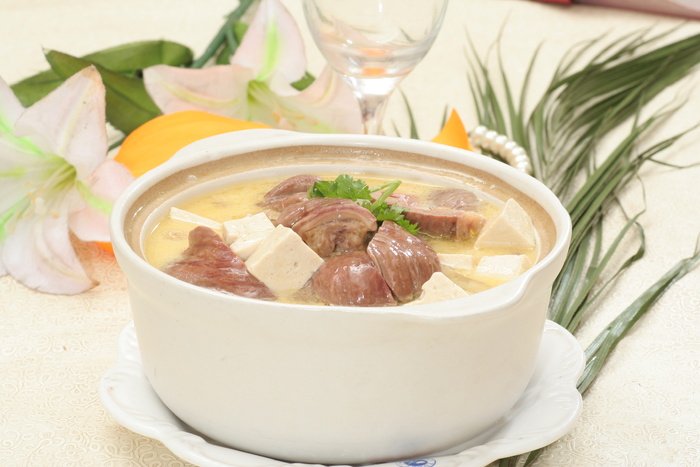 驴盘肠炖豆腐 22元