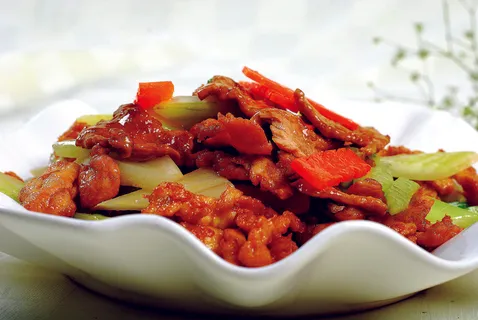 西芹炒肉片  西芹炒肉片