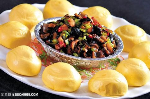 辽参杂粮包的美食图片