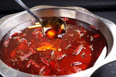 火锅麻辣烫锅底川菜锅底独钓河鲜红锅