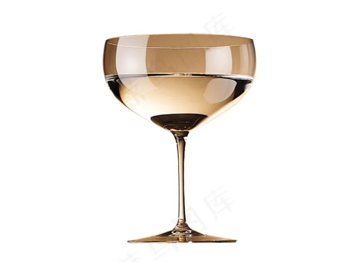 装酒的高脚玻璃杯