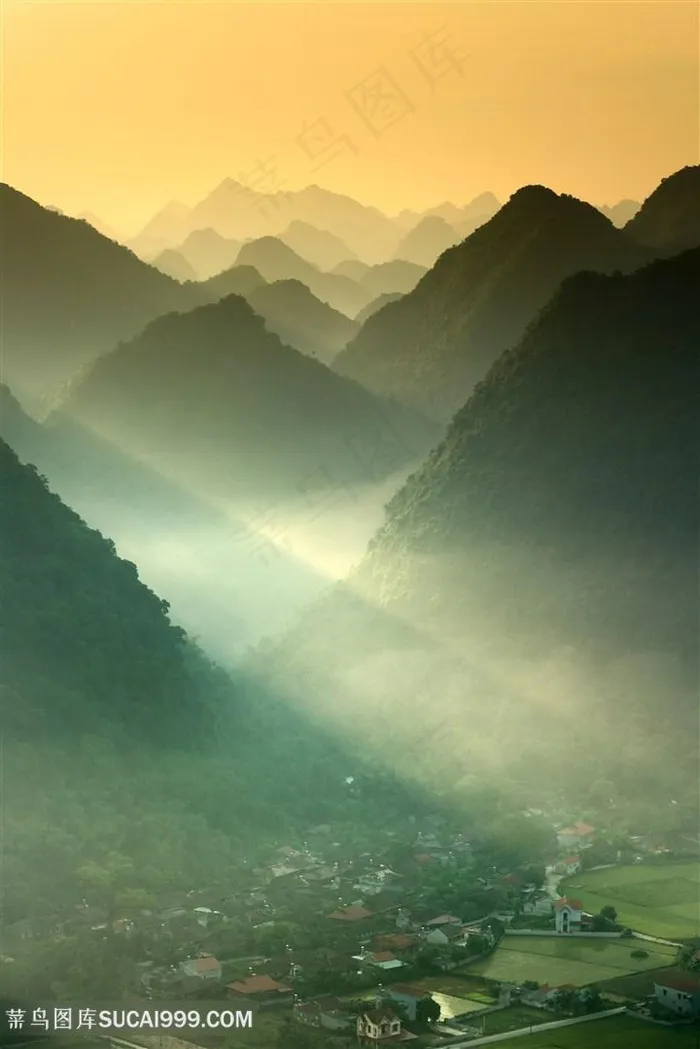 夕阳下的农村中国图片