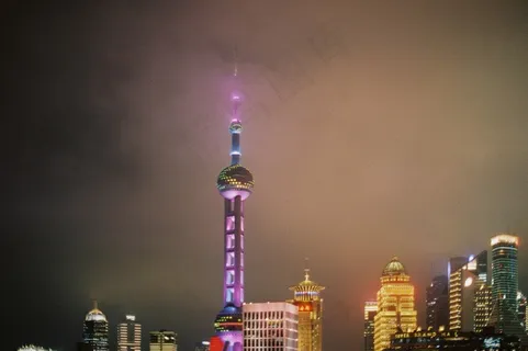 城市高楼夜景图片 城市高楼夜景图片