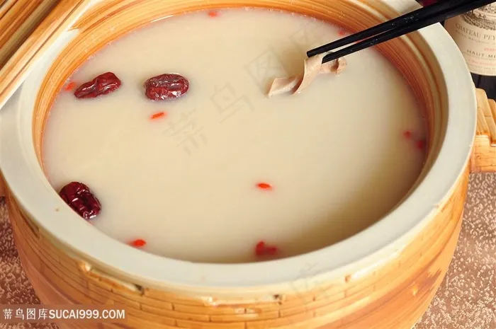 鹿滋补鹿胎盘中华美食摄影图