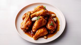 夏季美食红烧鸡块食品摄影图