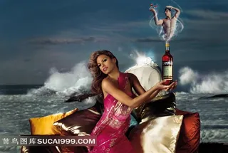 大海沙发美女名酒广告设计图片下载