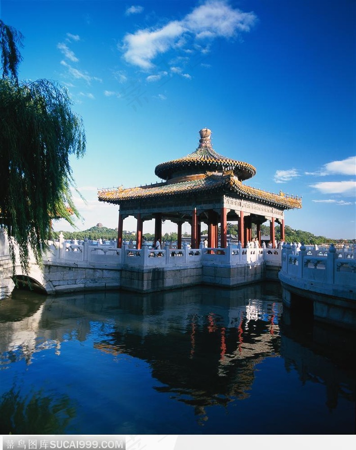 北海公园五龙亭 JPG