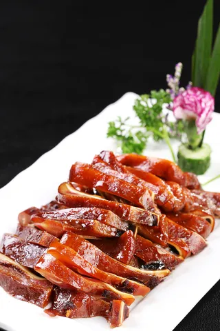 L00438酱香猪耳 (3)