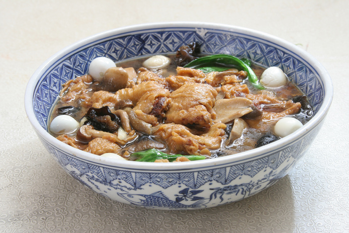 酥肉炖山珍 38元