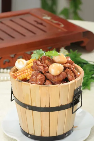 旋转 巧手焖三宝 24元 (3)