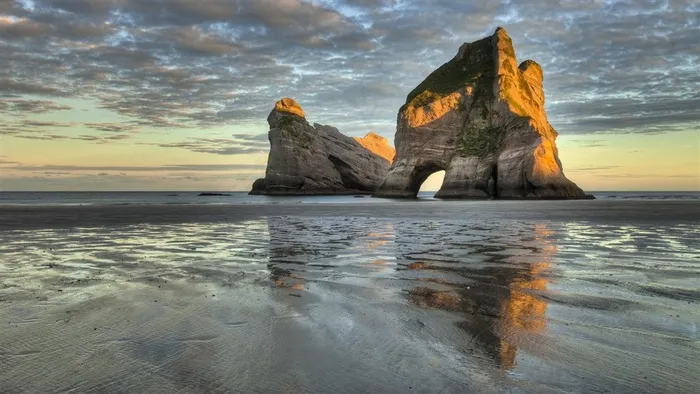 沙滩海景风景画