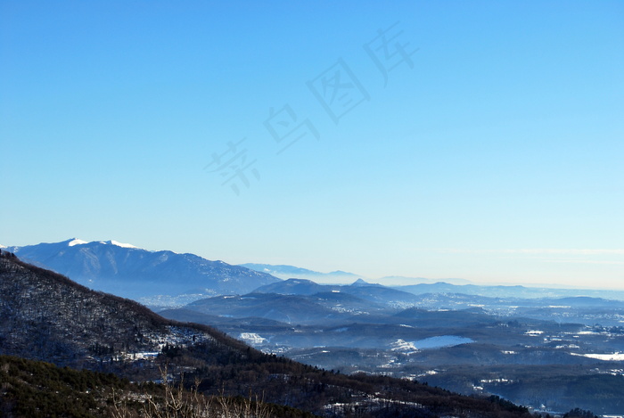 丘陵山脉图片