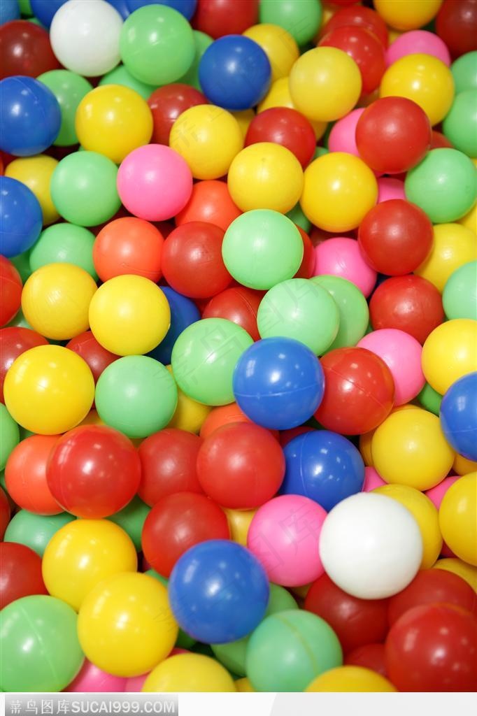 妇产小儿医疗-一堆彩色的小球