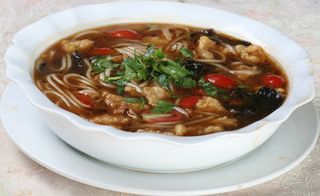 25  酸汤小滑肉-昭君