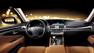 雷克萨斯汽车高清内饰摄影图
