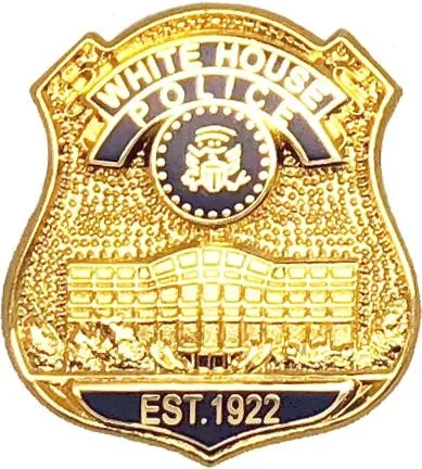 警徽 PNG免抠(389x432)