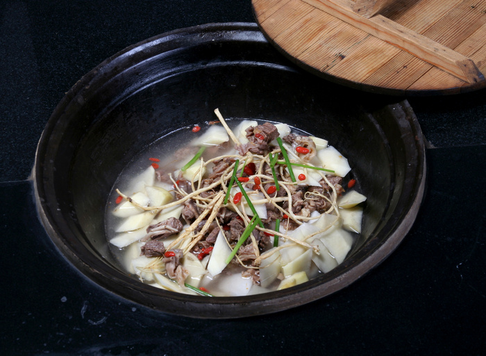 08  党参土豆牛肉锅-灶王爷