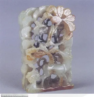 传统工艺品-镂空雕刻的梅花 传统工艺品-镂空雕刻的梅花