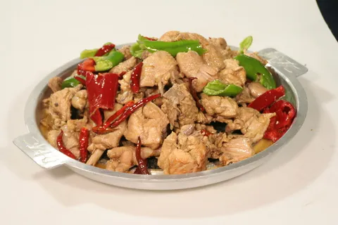 42 檀香炒鸡 菜香谭