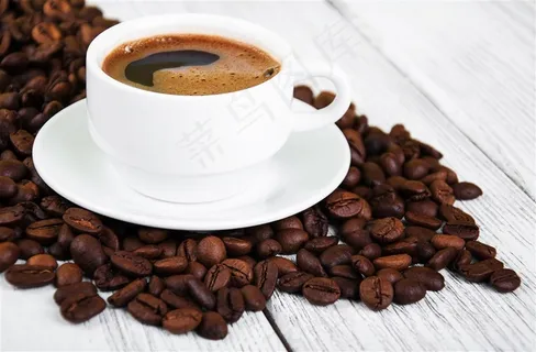 香浓咖啡和咖啡豆图 香浓咖啡和咖啡豆图