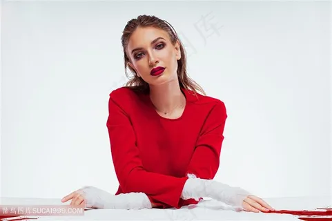 冷艳红唇欧美范美女写真图片 冷艳红唇欧美范美女写真图片