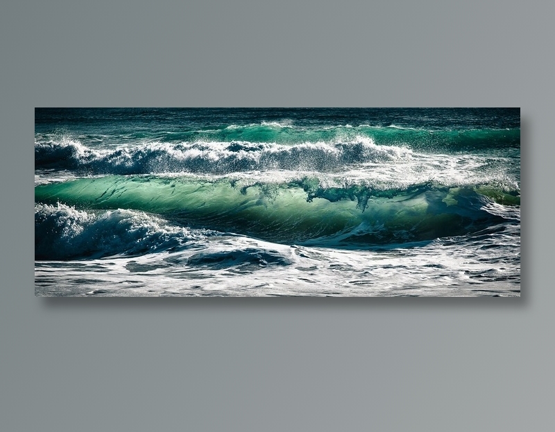 大海中的海浪摄影