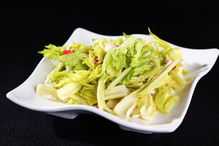 L00966芹黄拌杏仁 (2)