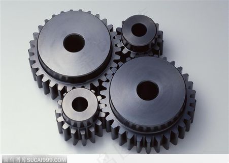 四个齿轮啮合