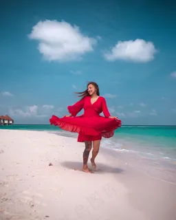 阳光海滩美女图片 阳光海滩美女图片