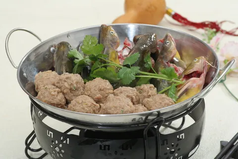 锅仔嘠鱼丸子 38元 (1)