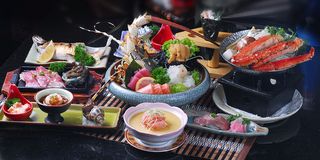  龙虾综合刺参拼 