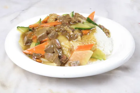 咖喱牛肉萝卜盖饭-吉思克 