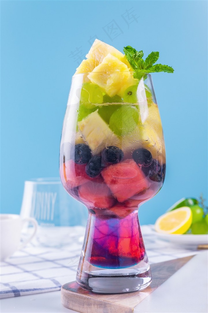 西餐饮品图片-超级水果茶