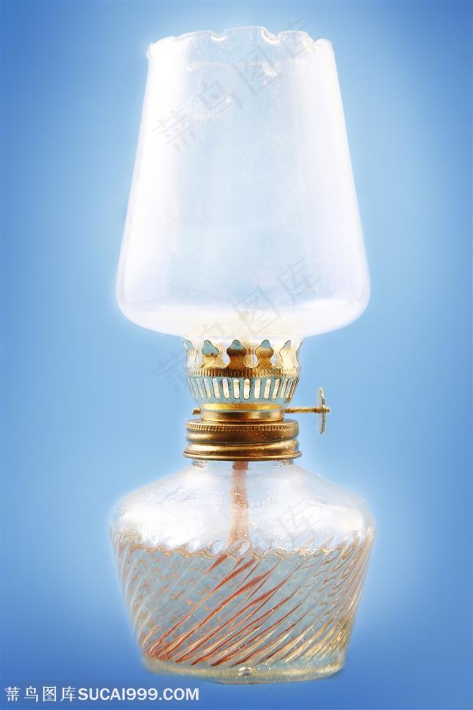 透明的煤油灯特写